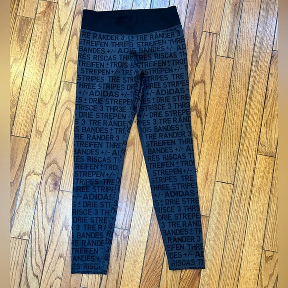 Levi’s sweatshirt & Adidas Leggings Bundle, size 11/12 - Picture 8 of 13